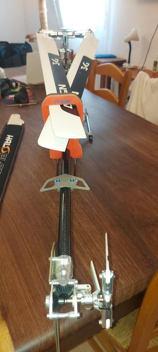 Helicóptero RC Align 600 and 700Nitro