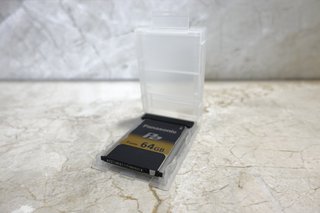 Tarjeta Panasonic P2 64GB Serie F