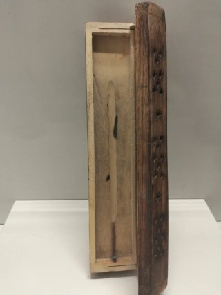 Incienciario de madera con cajón