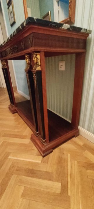 Consola clásica madera mármol negro