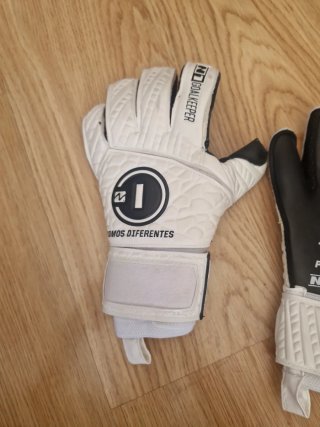Guantes Portero Nuevos sin usar Talla 8