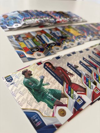 Cartas FIFA 365 Adrenalyn XL 2026 Panini