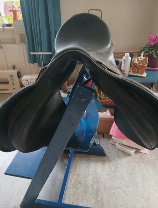 Silla de montar Wintec 2000 completa