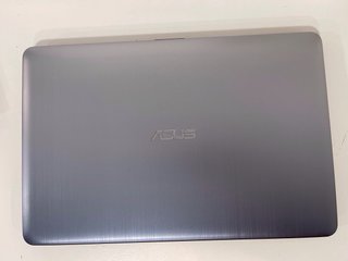 Portátil Asus F540S