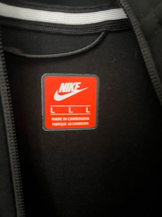 Chaqueta Nike tech