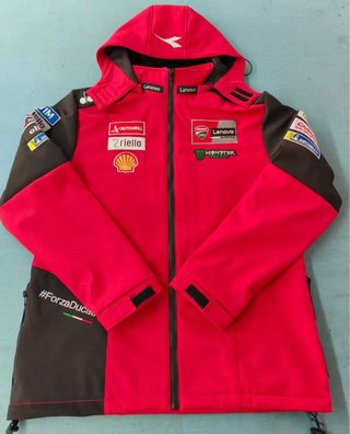 Chaquetas escuderías