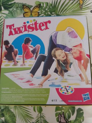 Juego de mesa Twister Hasbro Gaming