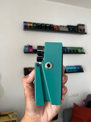 Boss TR-2 Tremolo Pedal
