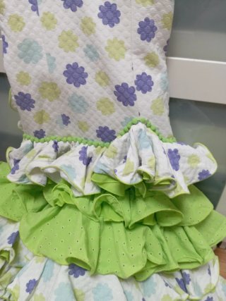 Traje Flamenca Niña Flores Moradas y Verdes