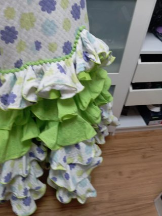 Traje Flamenca Niña Flores Moradas y Verdes