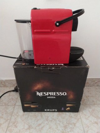 Cafetera Nespresso Krups Inissia