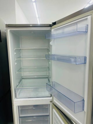 Nevera marca Beko gris 6 meses garantía