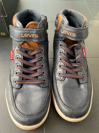 Zapatos Levi's niño azul y marrón