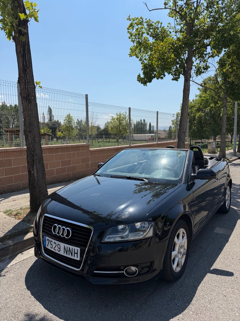 Audi Cabriolet 2011 URGE VENDER!!!!! - foto 1
