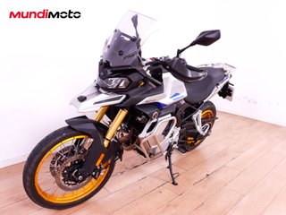 VOGE 900 DSX