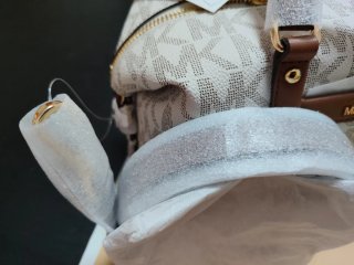 Bolso Michael Kors blanco y marrón