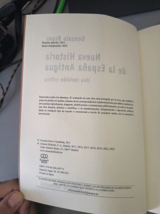 Nueva historia de la España antigua una revisió...