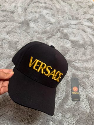 Gorro Versace Negro Dorado Bordado