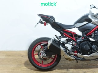 KAWASAKI Z 900 (E)(A2)