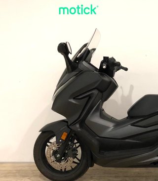 HONDA FORZA 125
