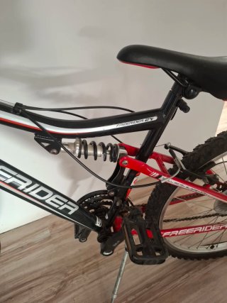 Bicicleta Freerider montaña. Juvenil. Doble susp