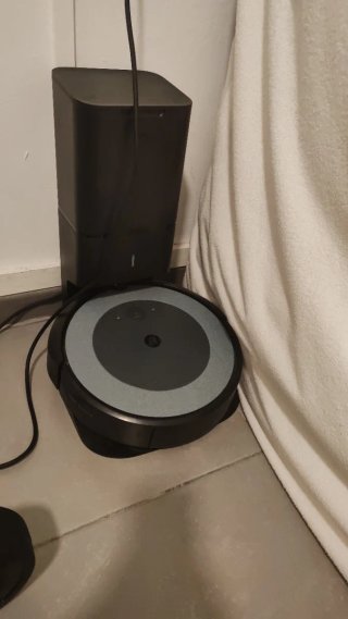 Roomba i3+ con Wi-Fi y vaciado automático