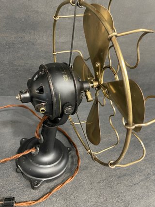 Ventilador antiguo Ercole Marelli