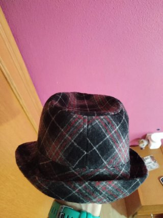 Sombrero Sfera cuadros gris y rojo Talla Única