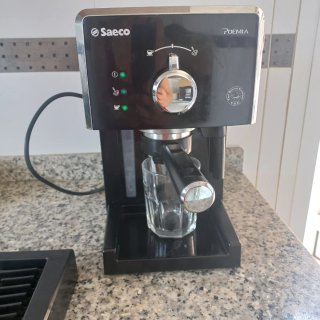 Cafetera Saeco Poemia Poco Uso