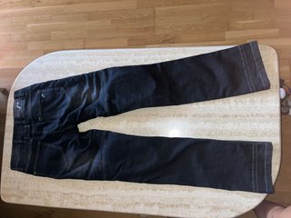 Pantalón vaquero negro moto mujer