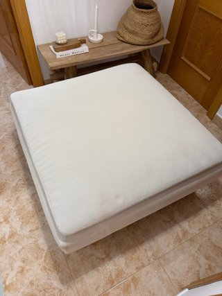 Puf cuadrado Ikea beige tela