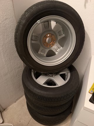 LLANTAS VOLKSWAGEN / GRUPO VAG 5x100 con sus tapas