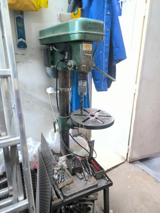 Taladro de pie industrial