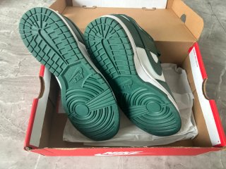 Nike Dunk Low Verde/Blanco Talla 38