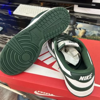 Nike Dunk Low Verde y Blanco Talla 39