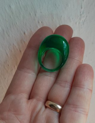 Anello resina verde vintage anni 80