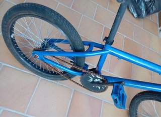 Bicicleta BMX azul