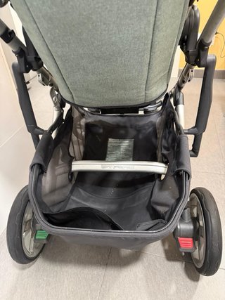 UPPAbaby CRUZ V2 + capazo + saco invierno + funda