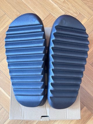Adidas Yeezy Slide Onyx OG Talla 45