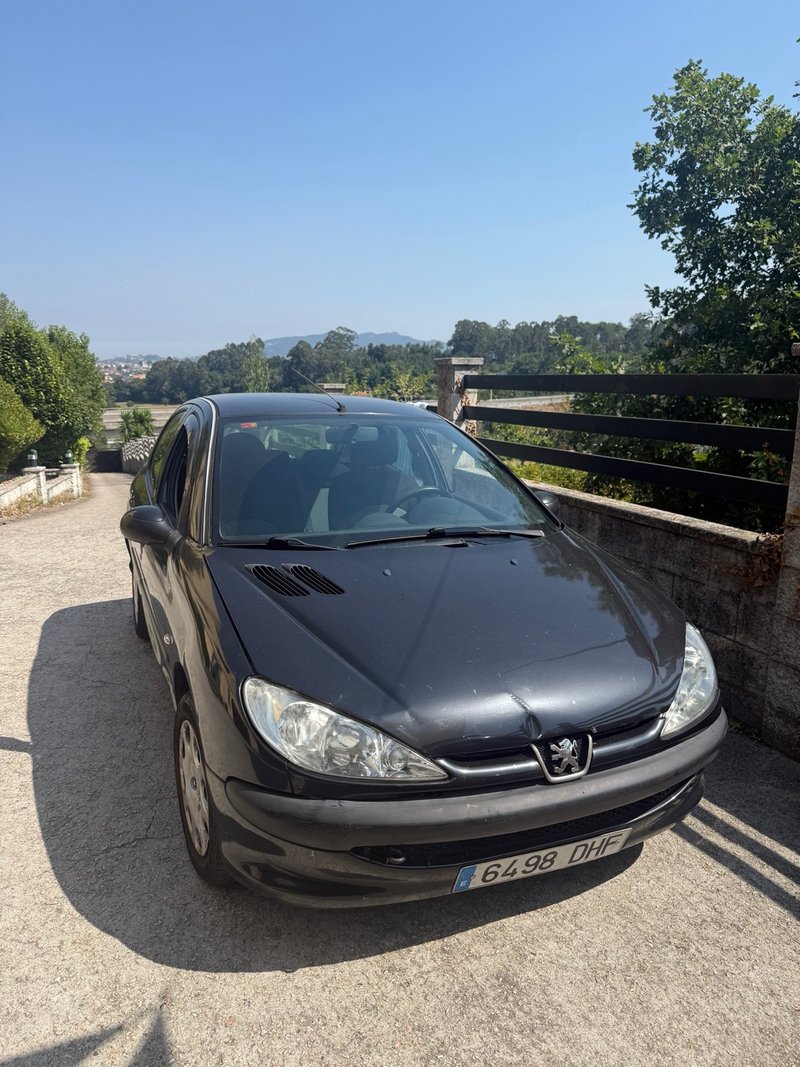 Peugeot 206 2005 - foto 1