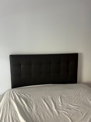 Estructura Cama Queen Cuero y Madera