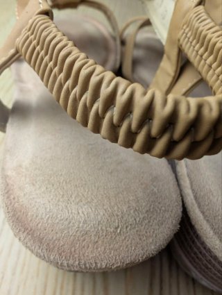 Sandalias Boho Beige y Multicolor
