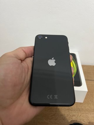 iPhone SE 128GB Negro