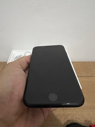 iPhone SE 128GB Negro