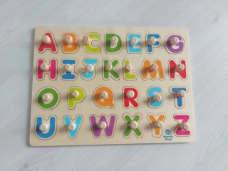 Puzzle Abecedario Madera con Pomos