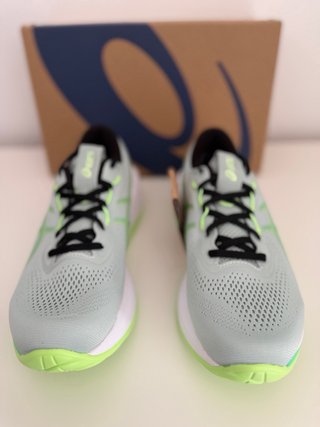 Asics Gel-Cumulus 28 Gris/Verde