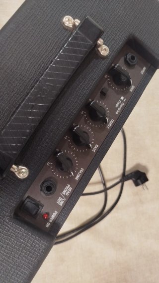 Amplificador guitarra VOX Pathfinder 10 V9106
