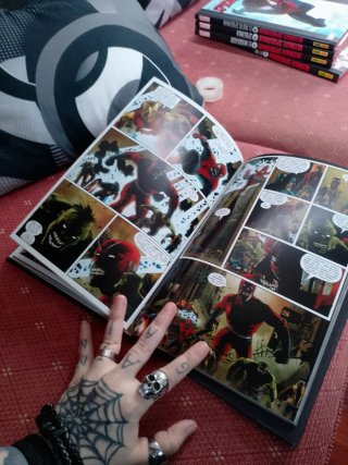 Marvel Zombies: Hambre insaciable - Marvel Deluxe