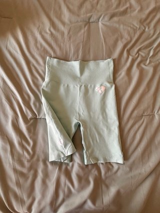Pantalón corto ciclista mujer verde