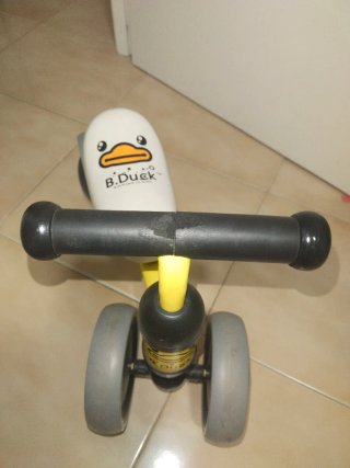 Bicicleta de Equilibrio Infantil B.Duck Amarilla